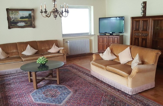 Apartment 'Obergeschoss, 130qm' with Shared Terrace and Wi-Fi