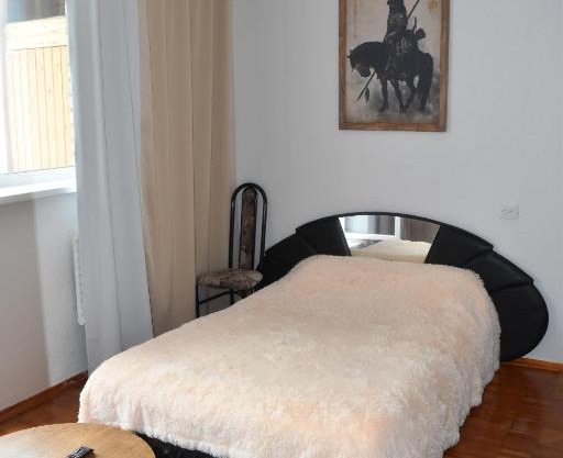 Apartment on Ploshchad Lenina 3