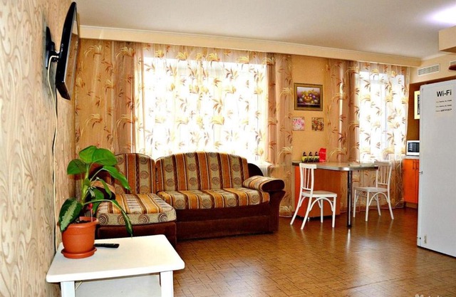 Apartment on Slonova 74/76 near Railstation
