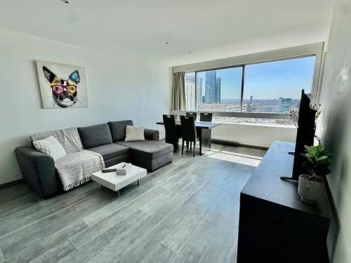Apartment Paris La Défense Eiffel Tower Skyline