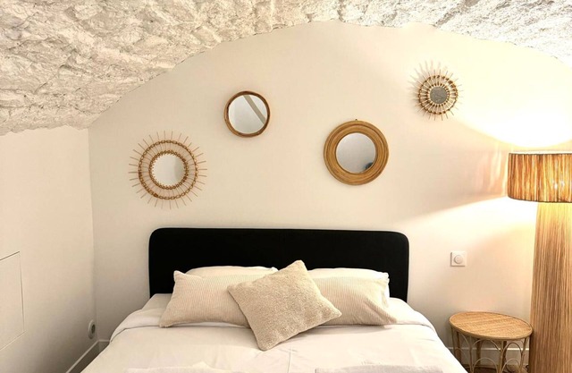 Apartment Saint Germain des Pres Bon Marche by Studio Prestige