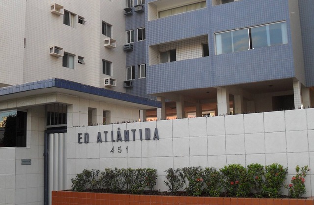 Apartment sea view, 150 meters far beach, mall, restaurant , boite