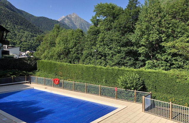 Apartment sleeps 4 Immediate access - cable car - thermal baths - town center