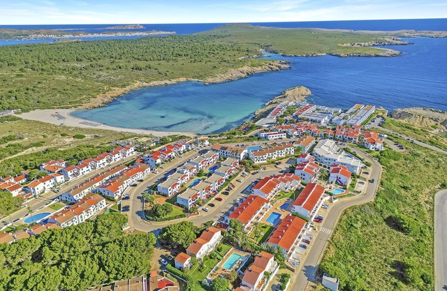 Apartment 'Son Parc' with Shared Pool, Wi-Fi and Air Conditioning