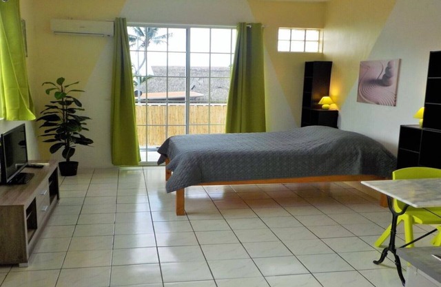 APARTMENT STUDIOS HALFON 2