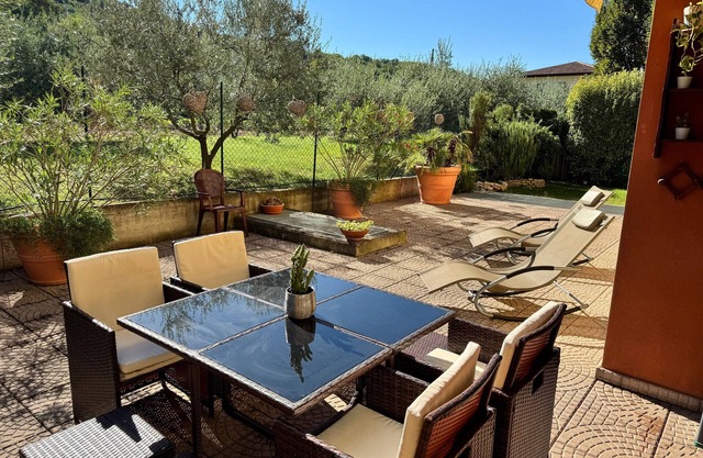 Apartment 'Sweet Home' with Private Terrace, Private Garden and Wi-Fi