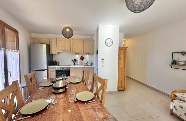 Apartment Vars, 2 bedrooms, 6 persons