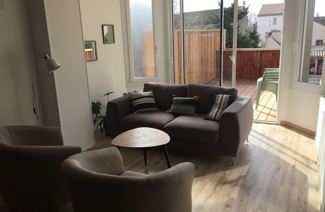 Apartment with terrace, pool