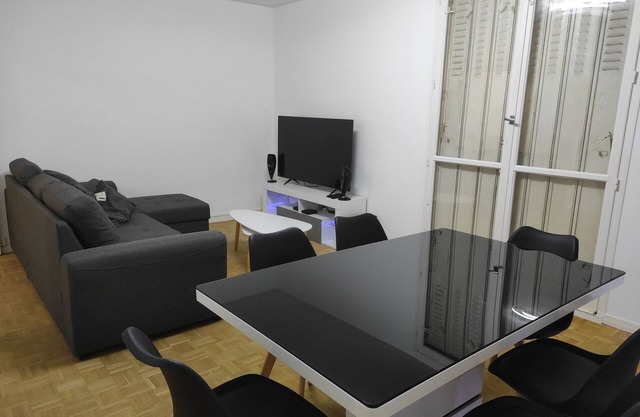 Apartment WIFI+NETFLIX+FREE PARKING