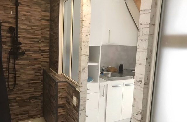 Apartment with Private Terrace, Wi-Fi and Air Conditioning