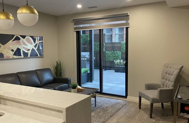 Apartment with Gym and Balcony