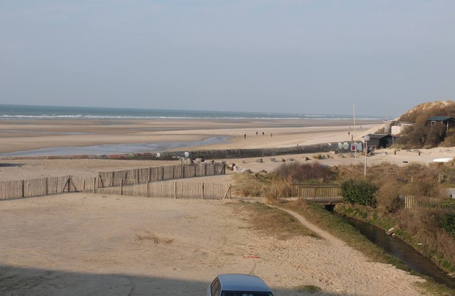Apartment with sea view and pedestrian access to the beach in Wissant