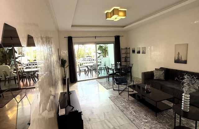 Apartment with swimming pool 5 minutes from La Plage Sablette