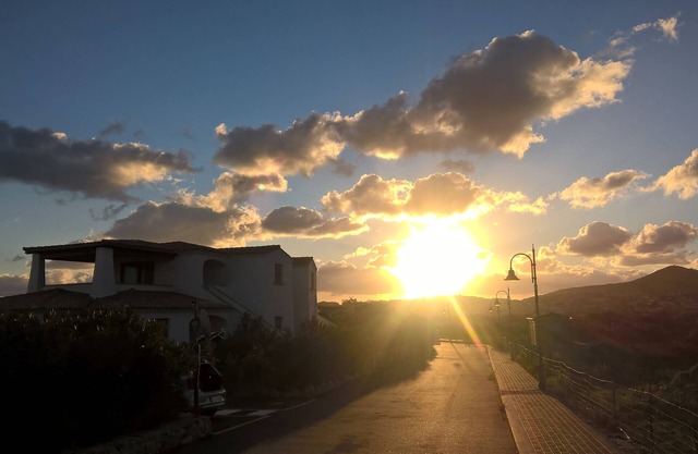 Apartment with yard and shared pool, 500m from wonderful white sandy beach