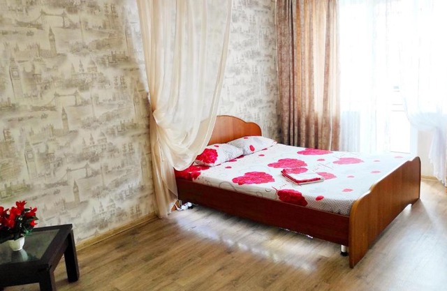 Apartment Zavenyagina 6/2