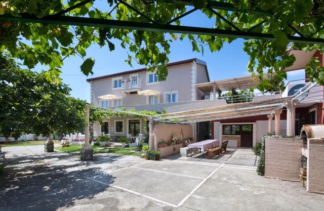 Apartments Al Parma