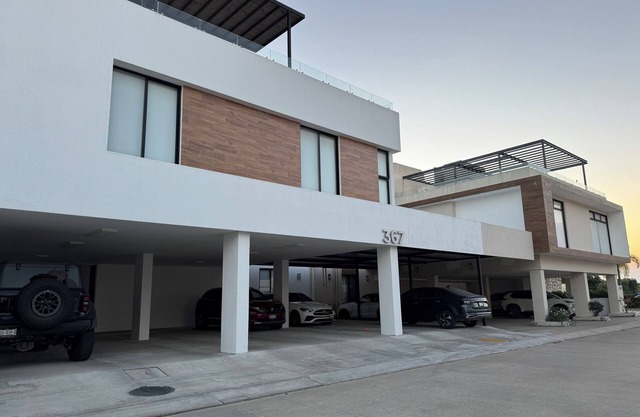 Apartments Altabrisa GRAND LIVING Residencial Villabrisa by AIRA Mexico