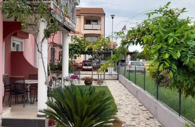 Apartments Dragica
