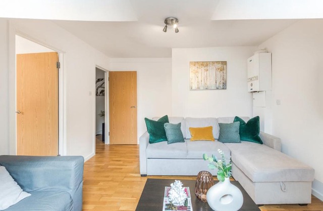 Apartments in Brixton next door to Brockwell Park