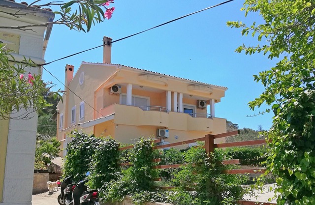 Apartments Marijan, (16163), Veli Rat, Croatia