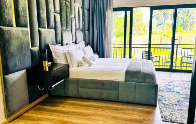 Apex Boutique Hotel