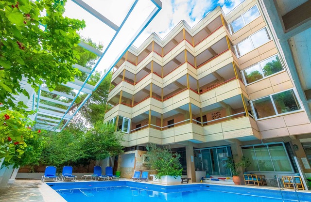 Apollonia Hotel Apartments