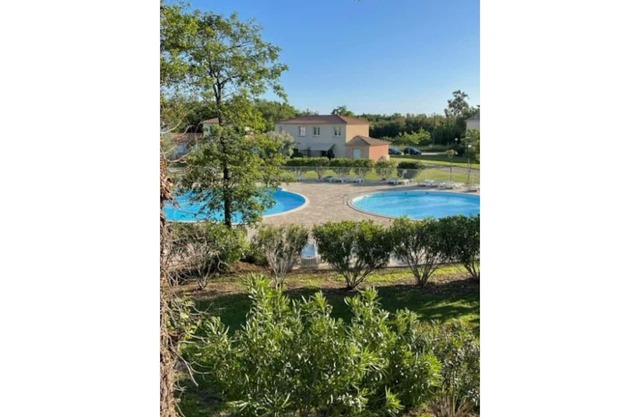 App. T2 All comforts, swimming pool, terrace, wifi, 500 m beach, parking, washing machine.