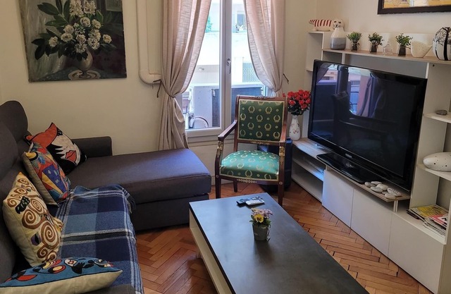 Appart 40m with air conditioning Nice center nice two rooms