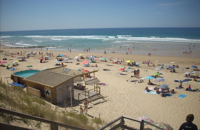Appart. 48m2 large garden terrace located 60m from the beach and 300m from the village