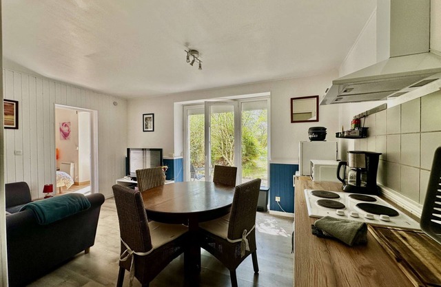 Appart' Basly - with terrace 7km from the beach