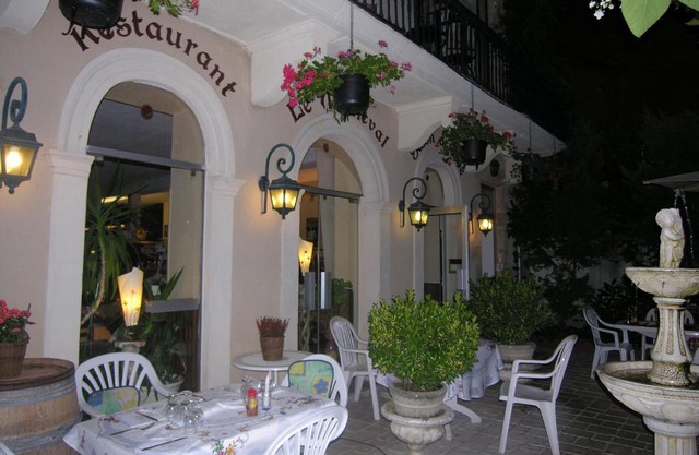Appart'Hôtel Les Tilleuls