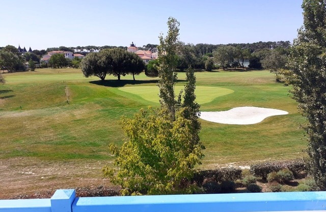 Appartement 6 Personnes, VUE Golf, Acces Piscines Gratuit