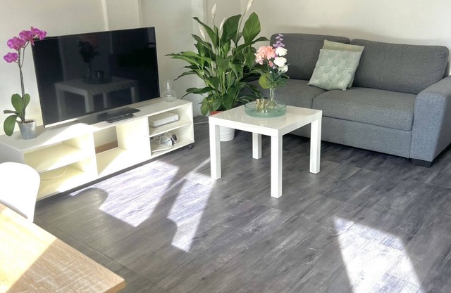 Appartement à 20mn de Paris /15mn de Orly + Place de Parking