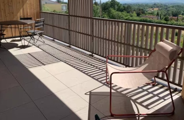Appartement Avec Terrasse, vue Dégagée