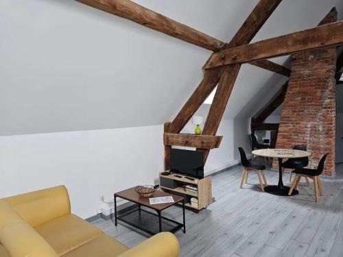 Appartement charmant à Beaugency, 60 m² + Douche moderne