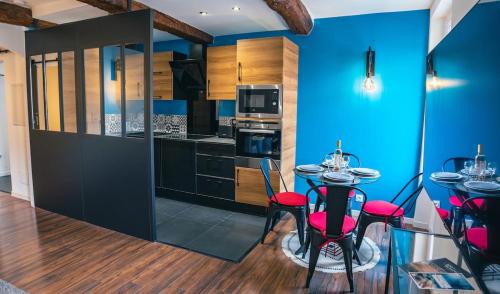 Appartement climatisé, plein centre, Garage