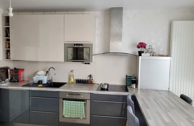 Appartement Dans une Résidence, Très Charmant Proche de Paris et la Défense