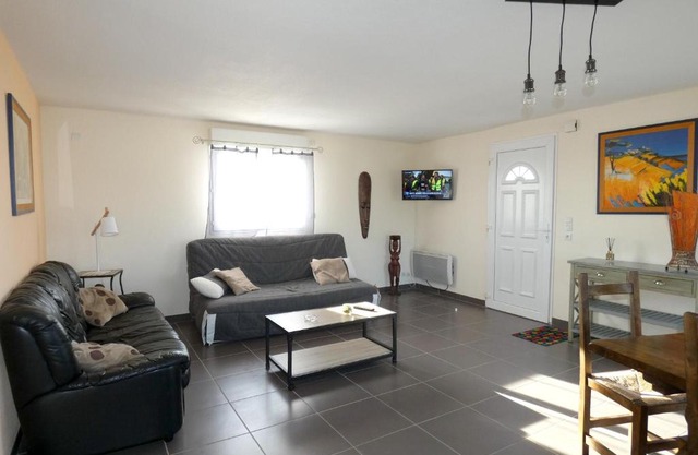 Appartement de 4 chambres avec piscine partagee terrasse et wifi a Pouillon