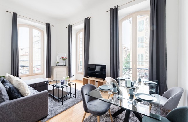 Appartement de Charme - Climatisé - Hyper centre