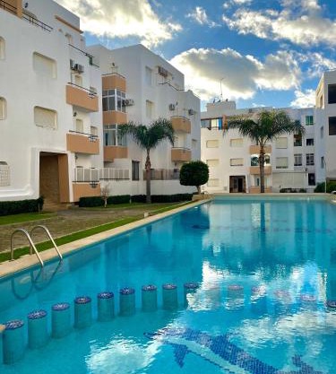 Appartement de Luxe à Achakar Hill - Vue Imprenable et Accès à Deux Piscines