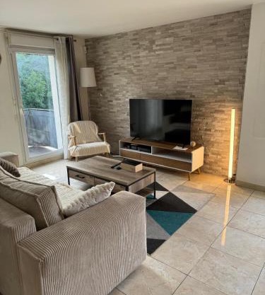 Appartement duplex T3 avec box - Paris - La Défense - Airport CDG - Parc des expositions - Stade de France - Disney - Astérix - Val D Europe