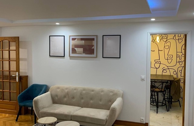 Appartement Face au Tram T1 Metro Pablo Picasso Résidence Calme et Sécurisée