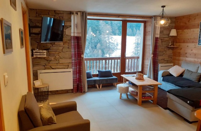 Appartement chaleureux avec wifi de 10 personnes à Val-Cenis