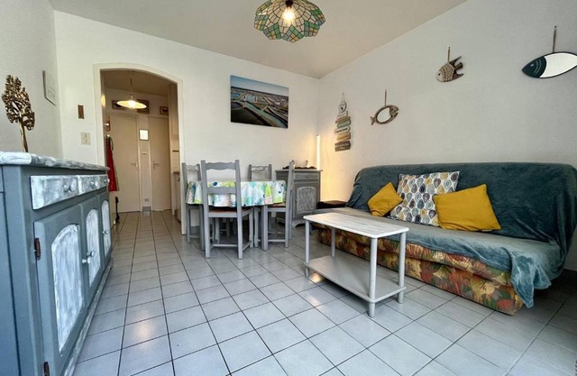 Appartement 2 pièces à 400m de la plage avec balcon et parking - Saint-Georges-d'Oléron - FR-1-246A-189