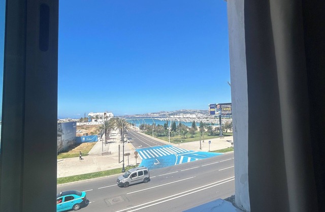 Appartement Haut Standing, vue sur la Marina de Tanger