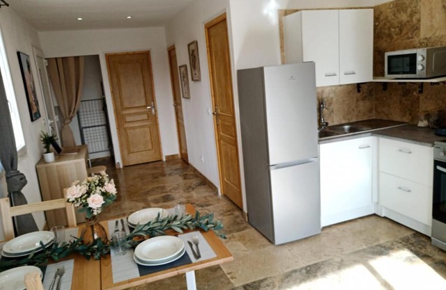 Appartement lumineux au cœur de la garrigue
