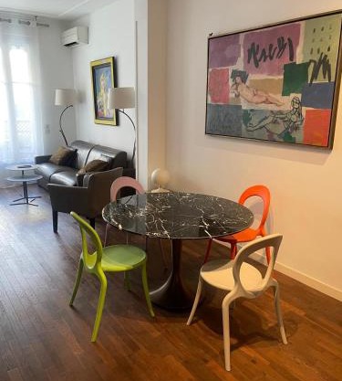 Appartement moderne 4p hypercentre de nice