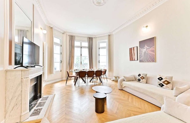 Appartement moderne et climatisé - Arc de Triomphe