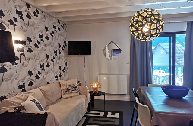 Appartement Montagne Arreau Avec Parking et Piscine, à 5 min du Village
