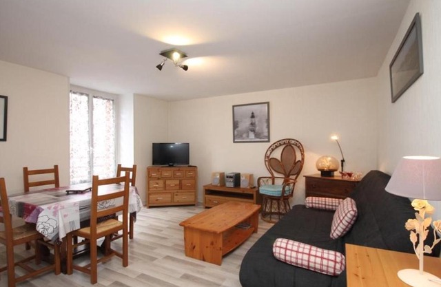 Appartement T2 avec Wifi au Centre du Mont-Dore, à 20m des Thermes, pour 5 personnes - FR-1-608-183